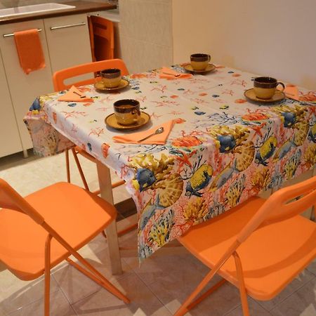 Casa Vacanze All'Angolo Trieste Exteriör bild